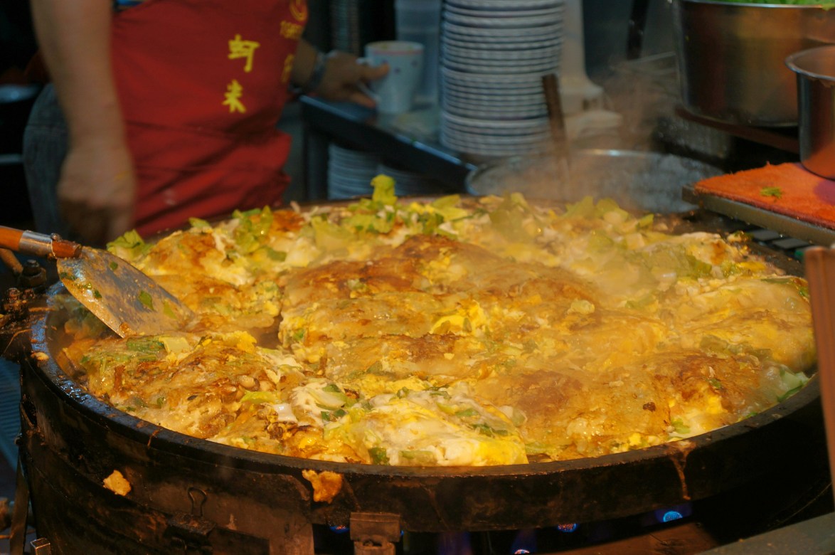 eating in taipei on a budget