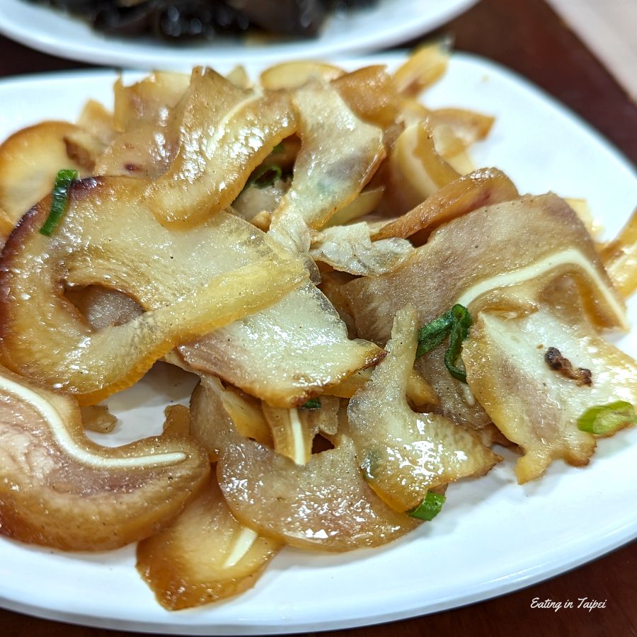 Zi Lin Steamed Dumpling side dishes 3 1